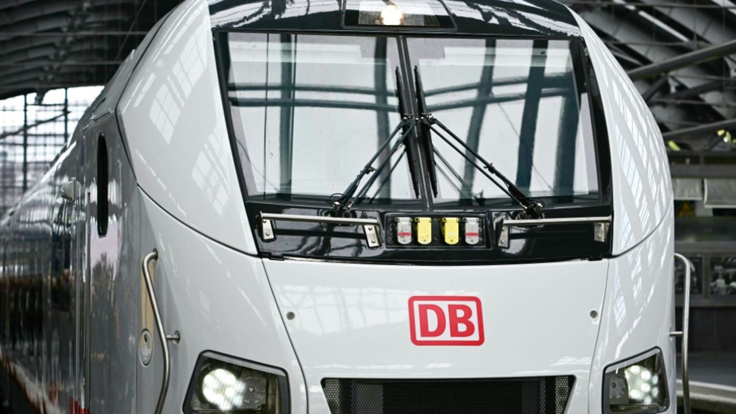 Tarifverhandlungen mit Lokführergesellschaft: Bahn legt erstes Angebot vor