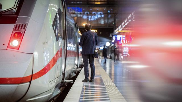 Deutsche Bahn: Bahn-Gewerkschaft fordert besseren Schutz der Mitarbeiter vor Gewalt