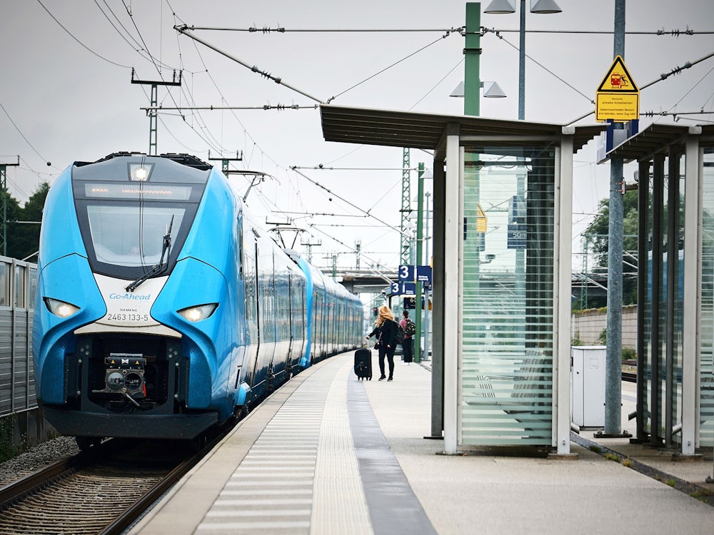 Nahverkehr im Landreis Fürstenfeldbruck: Gemeinden fürchten um Stundentakt bei der Bahn
