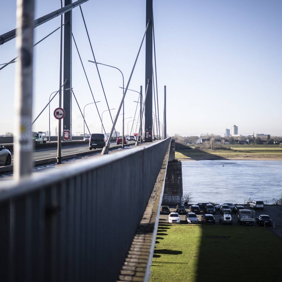 Lkw auf kaputten Brücken in NRW: „Schrankenanlagen sind die einzige Möglichkeit, der Sache Herr zu werden“