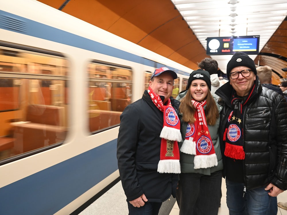 U-Bahn, Bus und Tram in München: Streik legt Nahverkehr weitgehend lahm – doch Fußballfans kommen zur Arena