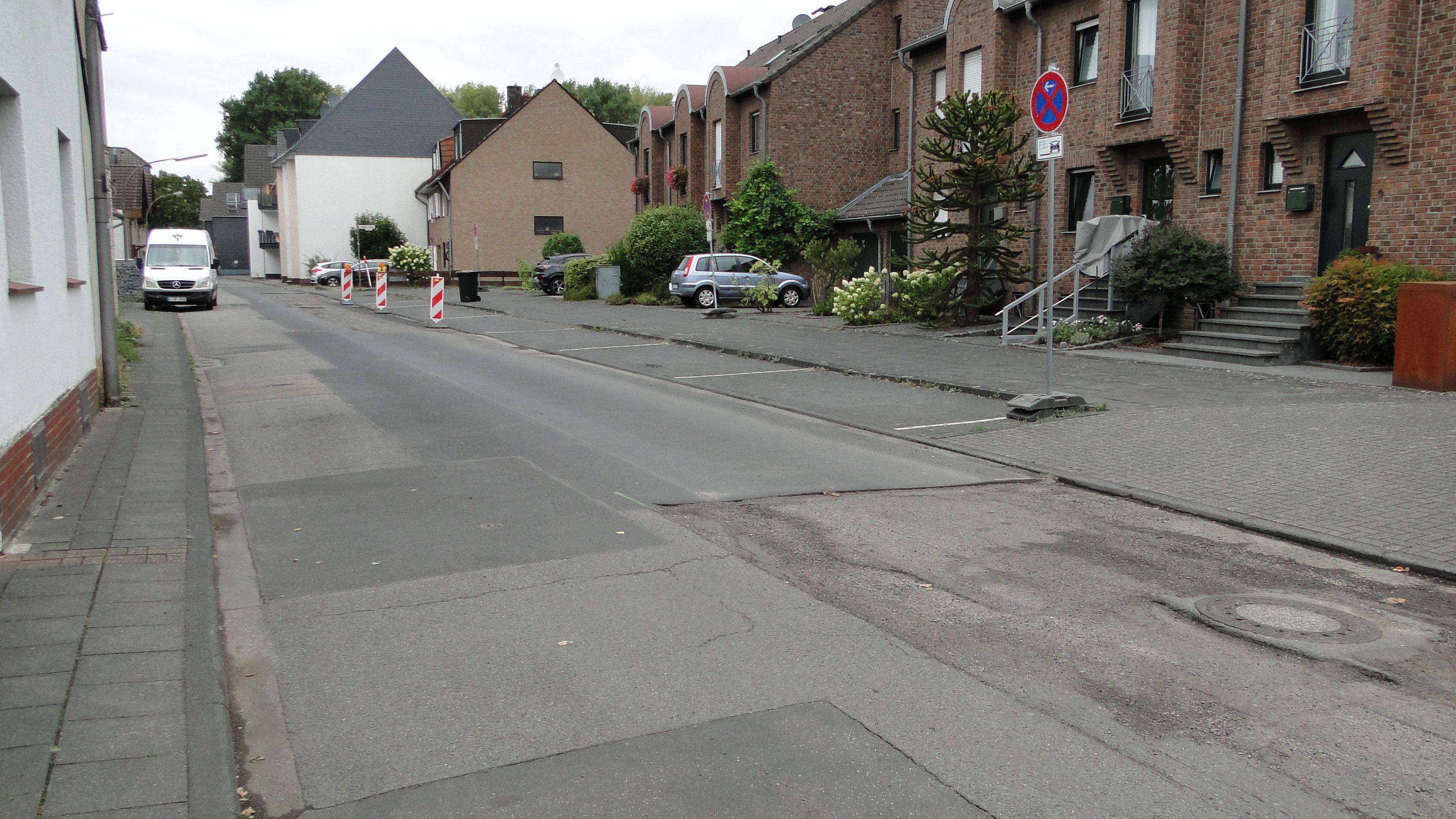 Sicherheitsrisiko: Straßenschäden auf Abschnitt der Cohnenhofstraße in Merkenich werden saniert