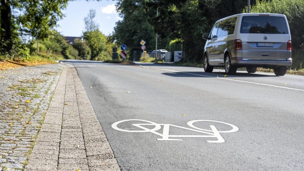 „Das ist lebensgefährlich“: Hattingens Maßnahme für Radfahrer geht schief