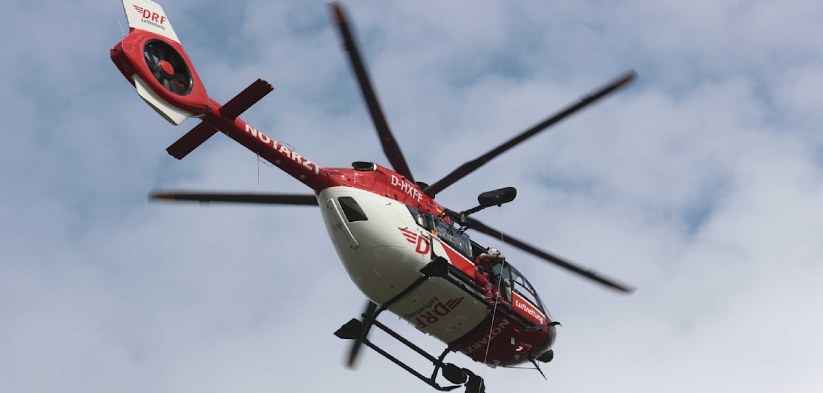 Transporter übersieht Mädchen auf Fahrrad – Kind schwer verletzt