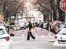 Poller sollen nur noch das „letzte Mittel“ sein: Berlins Verkehrssenatorin erlässt Anweisung gegen Bezirke