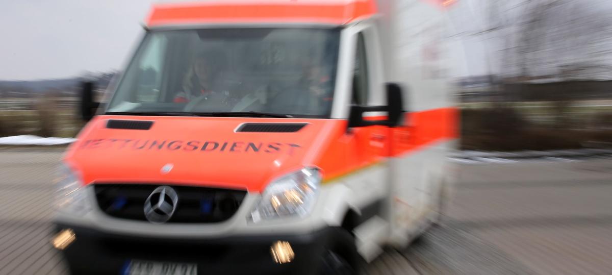 68-Jährige sorgt nach Fahrradsturz für Eklat im Rettungswagen