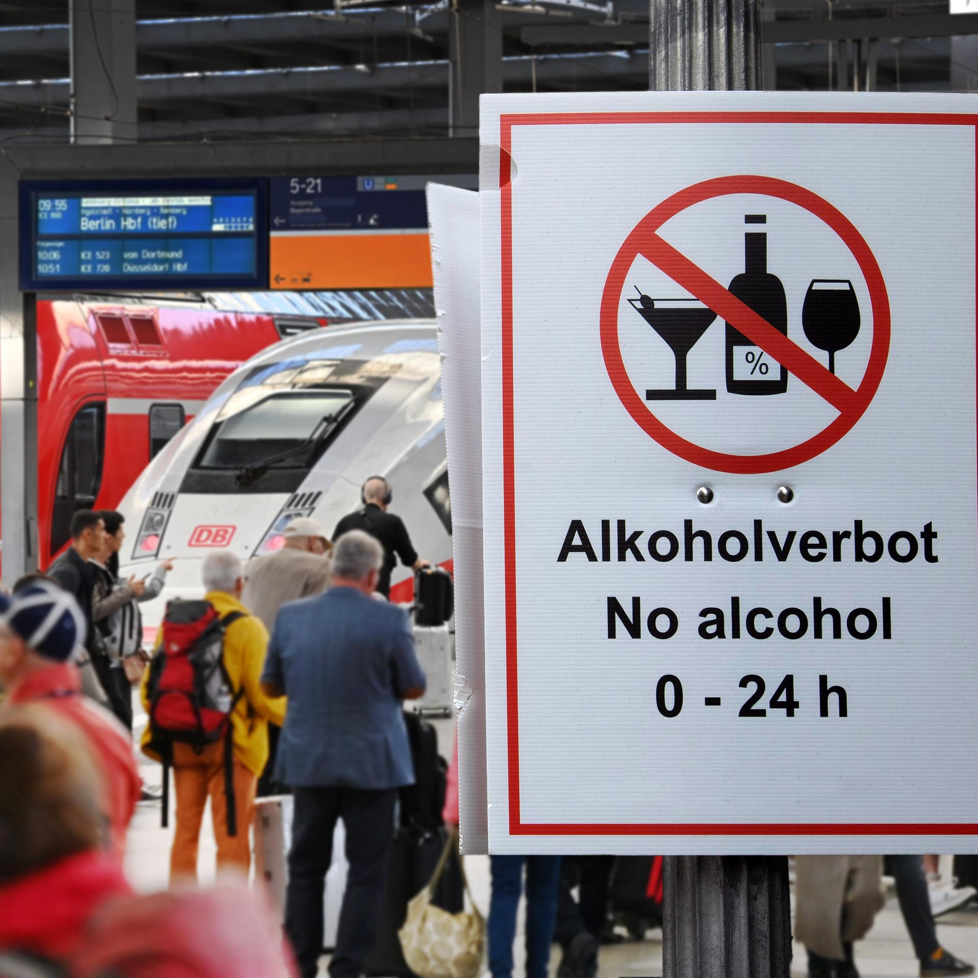 Deutsche Bahn - Alkoholverbot ab heute auch auf Bahnhöfen in Berlin, Kiel und Braunschweig