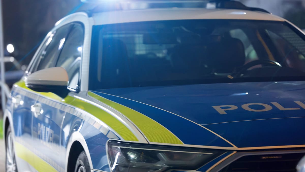 Autounfall: Raserfahrt durch Düsseldorf – 14-Jähriger am Steuer