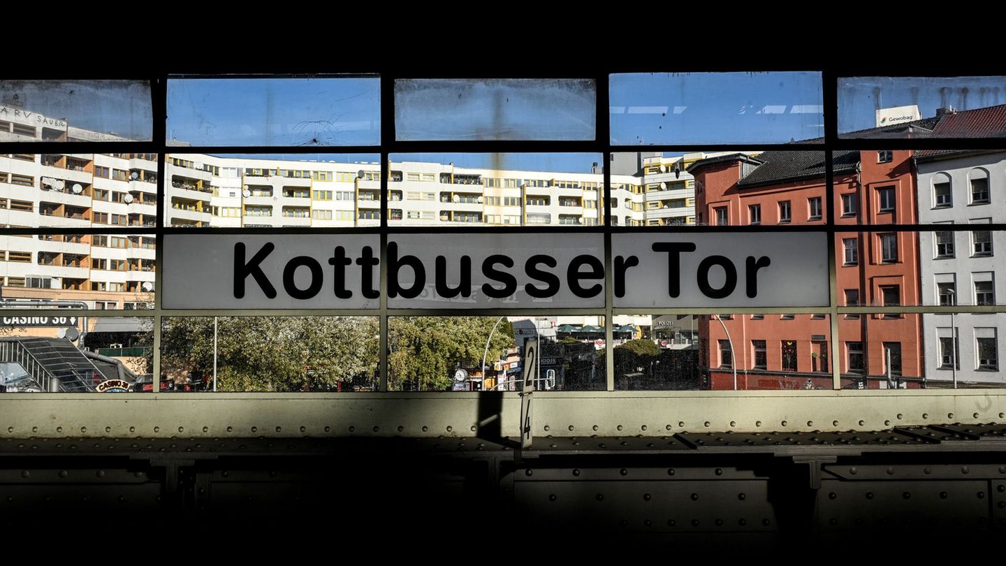 Polizeieinsatz: Streit um Israel? Mann an Berliner U-Bahnhof verletzt