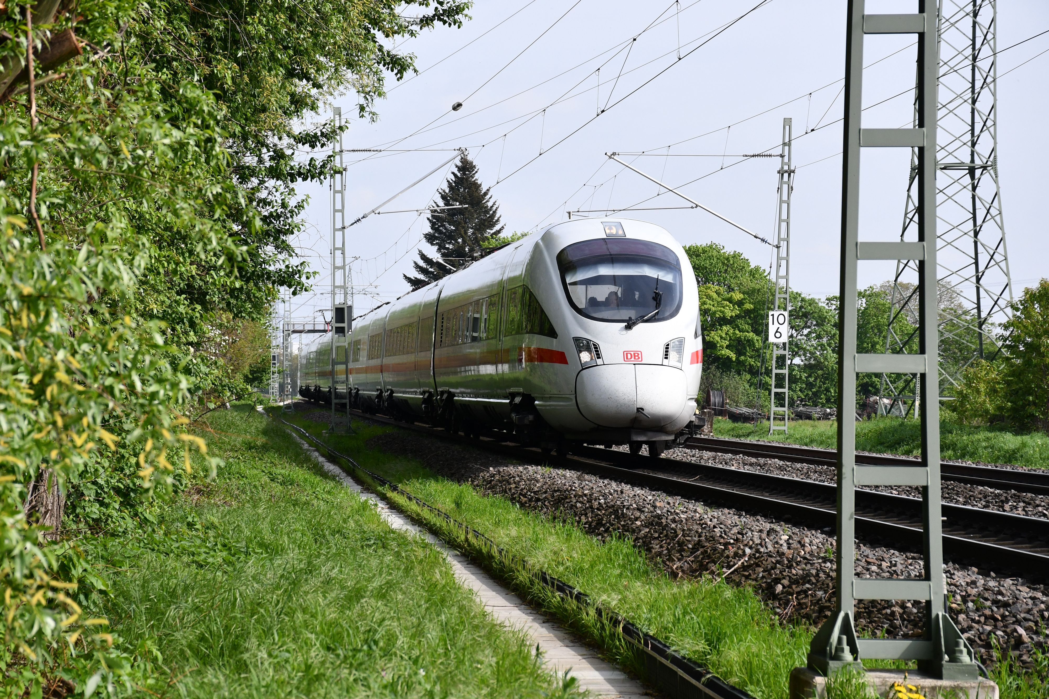 Landesverkehrsminister schlagen Alarm: Sanierung der Strecke Köln-Mainz steht auf der Kippe