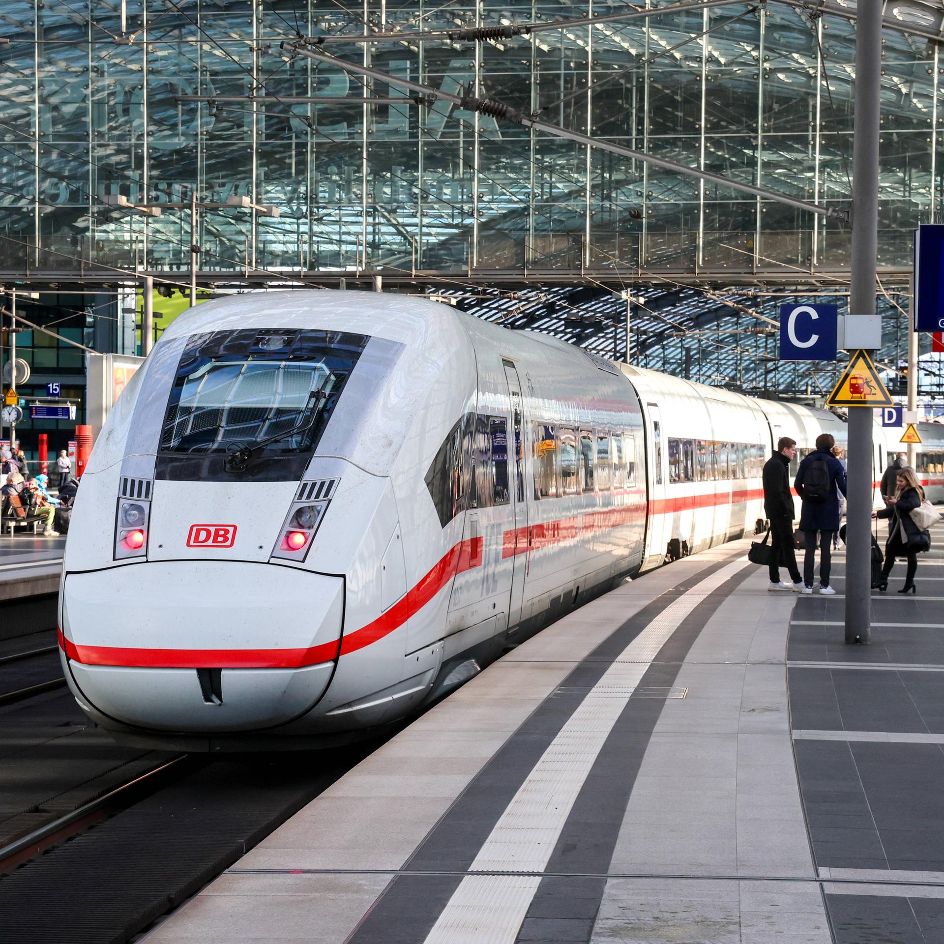 Sanierung - Deutsche Bahn sperrt Strecke Hannover-Berlin für 14 Monate