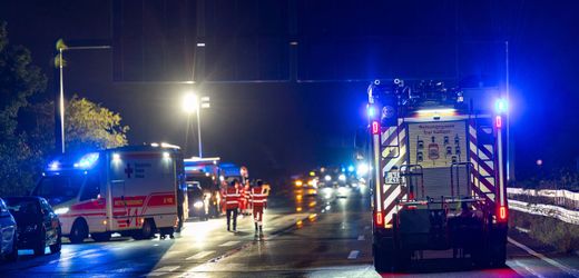 A66 in Hessen: Fahrradfahrerin stirbt bei Unfall auf der Autobahn