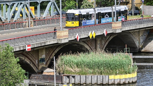 Lange Brücke in Köpenick wird wegen der BVG wochenlang zum Nadelöhr
