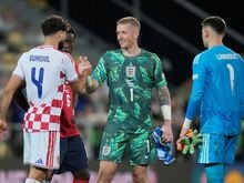 Englischer Nationaltorwart: Riskante Raserei im Sportwagen: Pickford vor Gericht