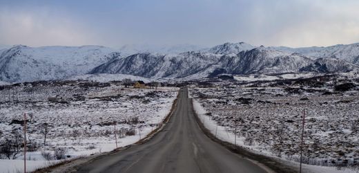 Norwegen: 183 km/h in 60er-Zone – Haftstrafe für deutschen Touristen