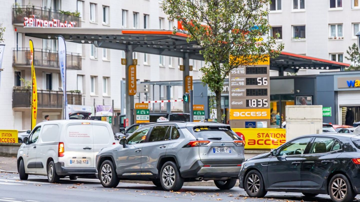 ADAC warnt: In Frankreich fehlt vielerorts der Sprit