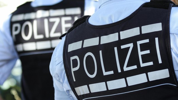 Zusammenstoß mit E-Scooter: Radfahrer verletzt – Unfallbeteiligter ist geflüchtet