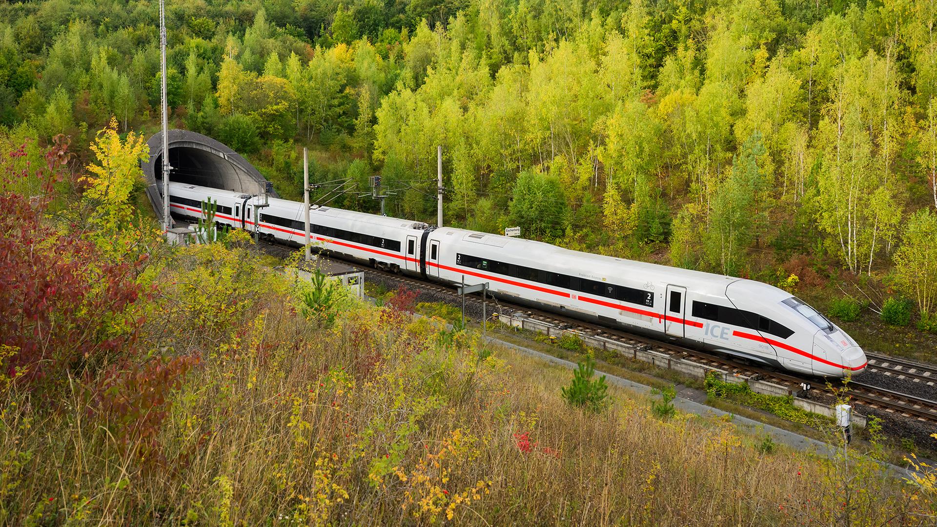 Gericht: Fernverkehrsbeschluss der Netzagentur ist rechtswidrig