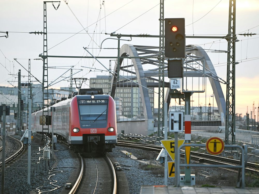 Bayerische Eisenbahngesellschaft: Neuer Betreiber für das Münchner S-Bahn-Netz gesucht