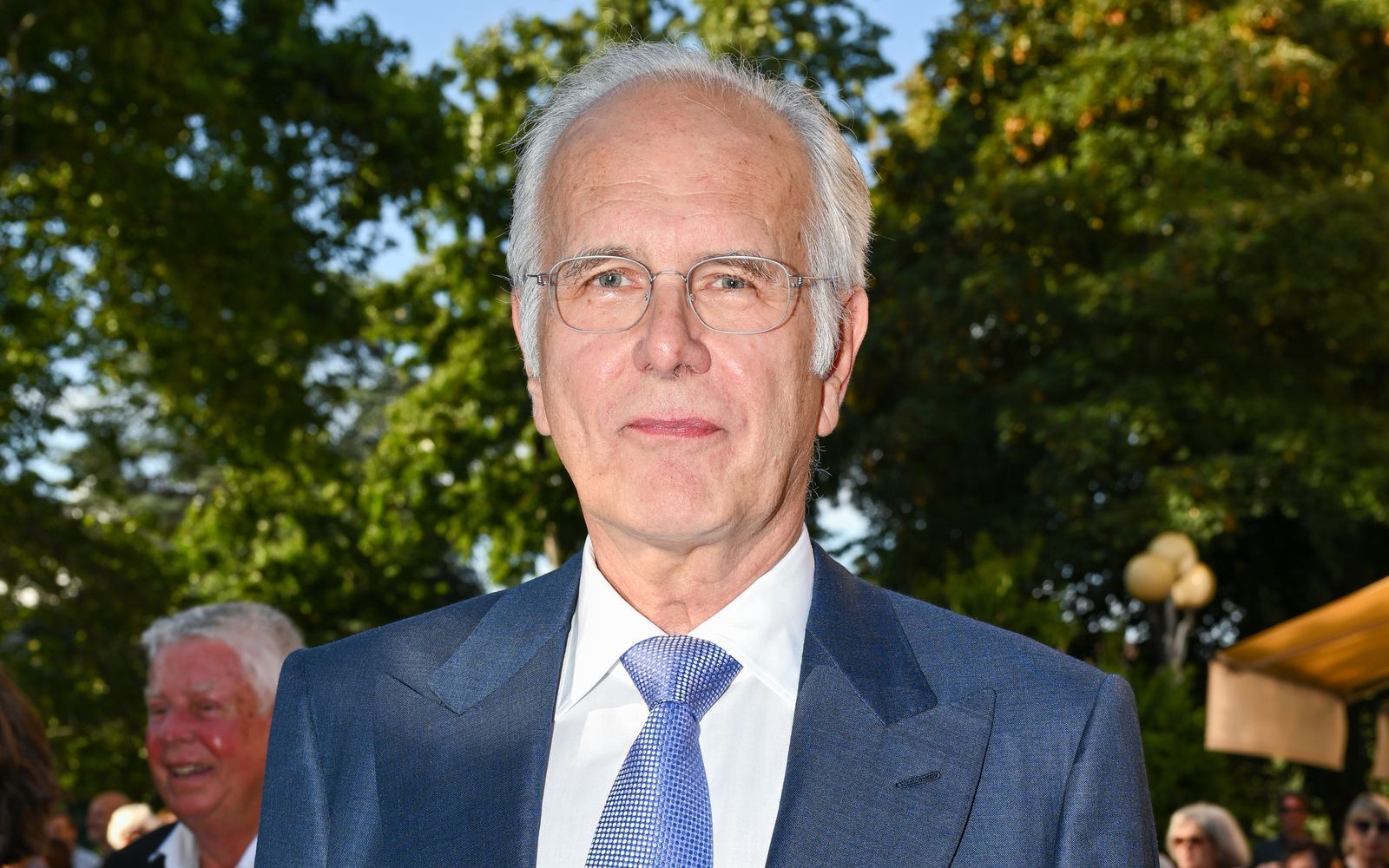 „Hier ist meine Bahncard“: Darum hat Harald Schmidt kein Auto mehr