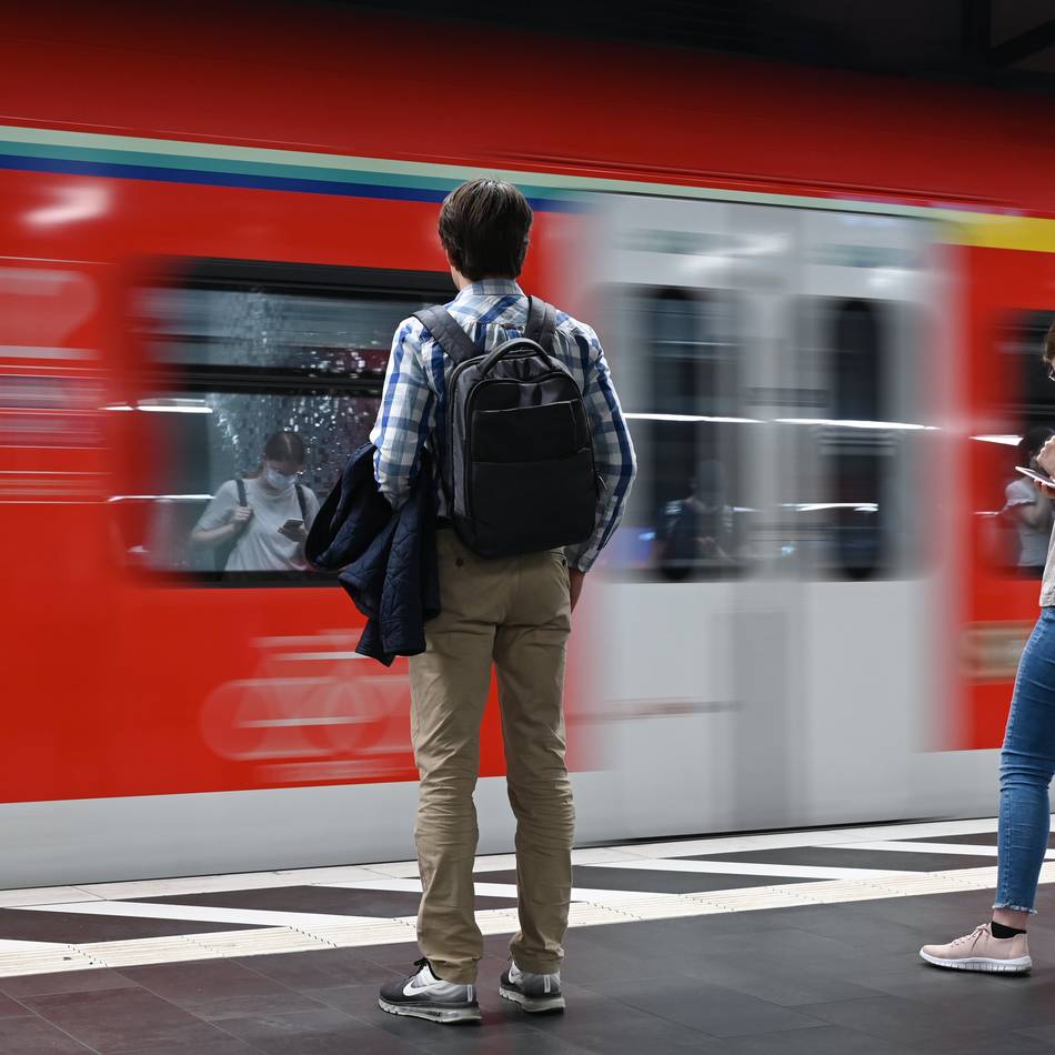 Wie beim Deutschlandticket: Minister wollen bundesweites Angebot für Gelegenheitsfahrer