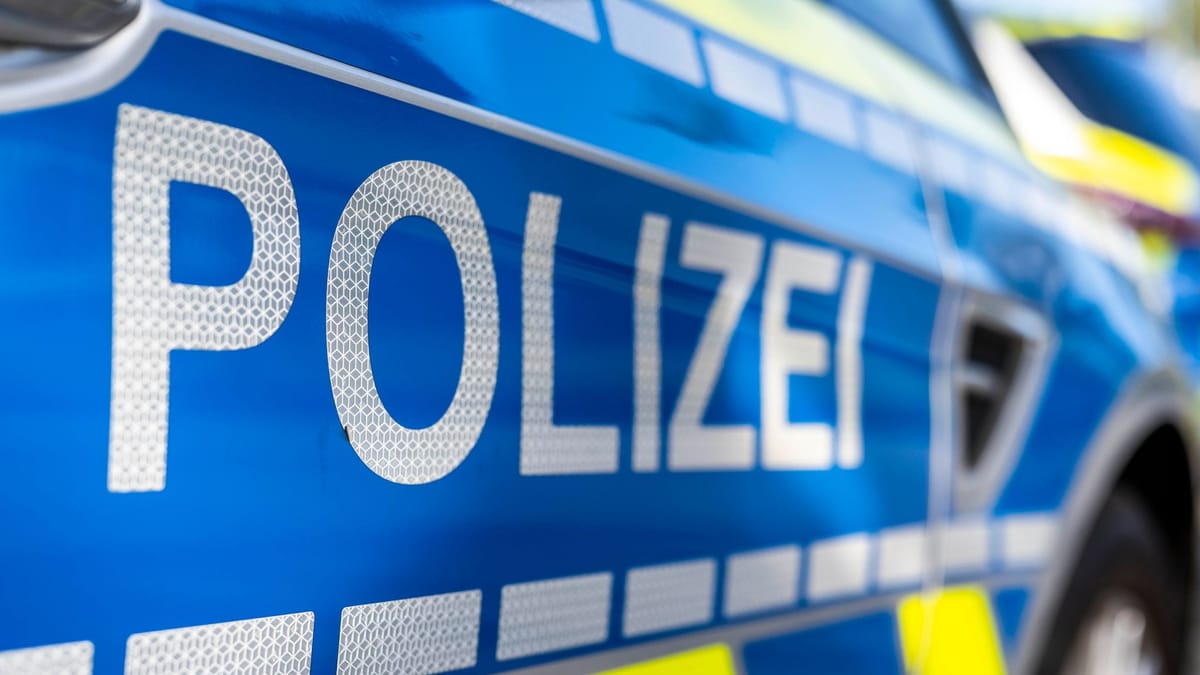 Zehn Verletzte bei Notbremsung eines HVV-Busses in Harburg