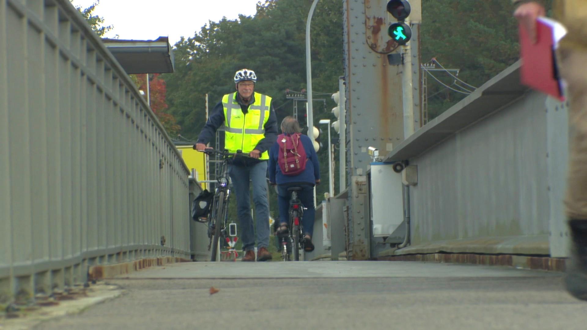 ADFC kritisiert Verkehrsführung auf Insel Dänholm in Stralsund