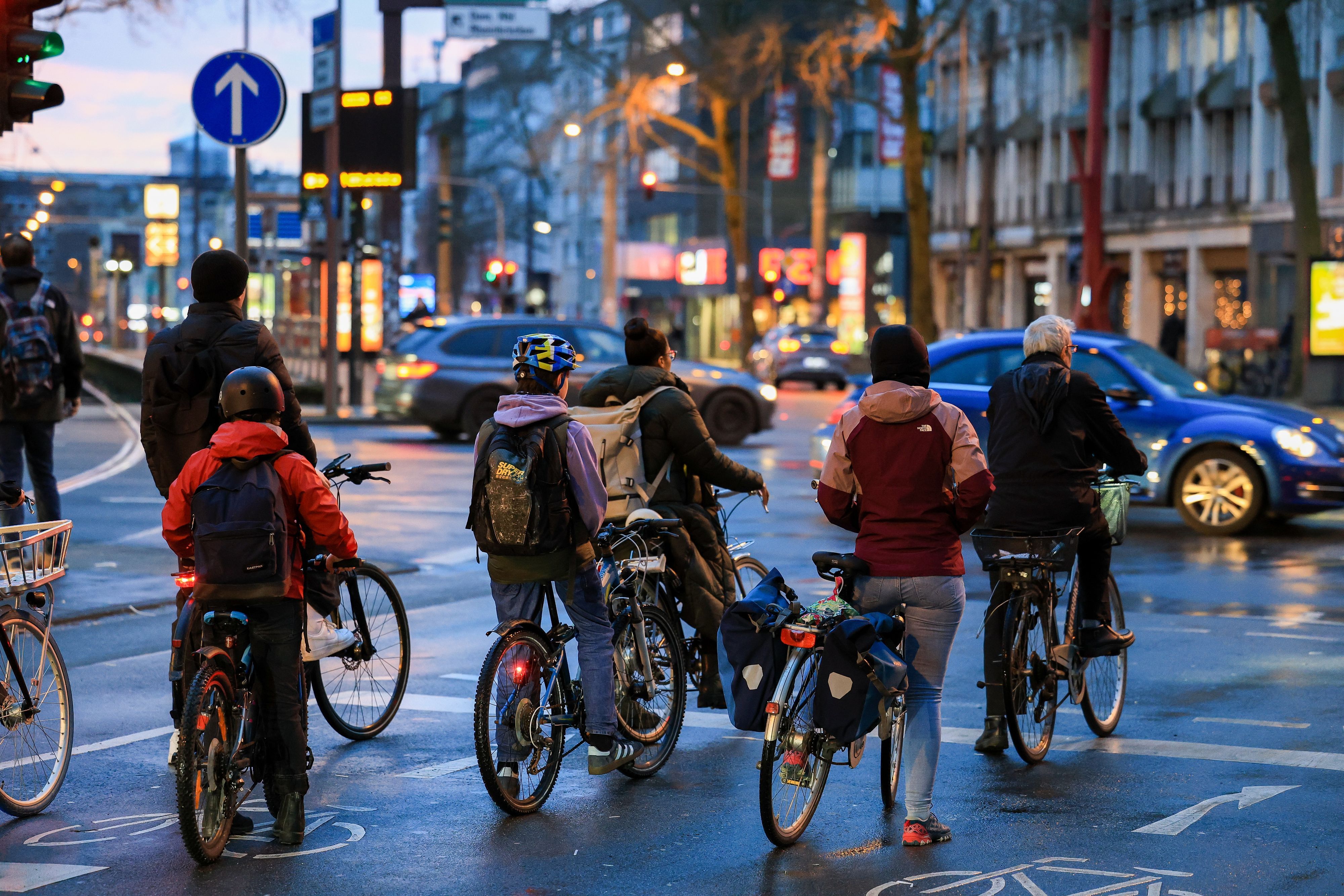 Tausende Unterschriften: Kölner Fahrrad-Entscheid scheitert vor Gericht