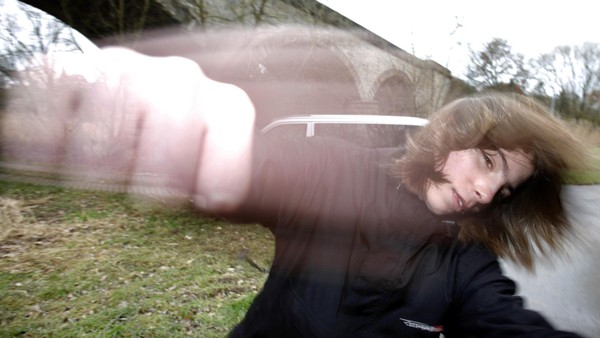 Im Elmshorner Park: Drei Jugendliche schlagen Mann krankenhausreif