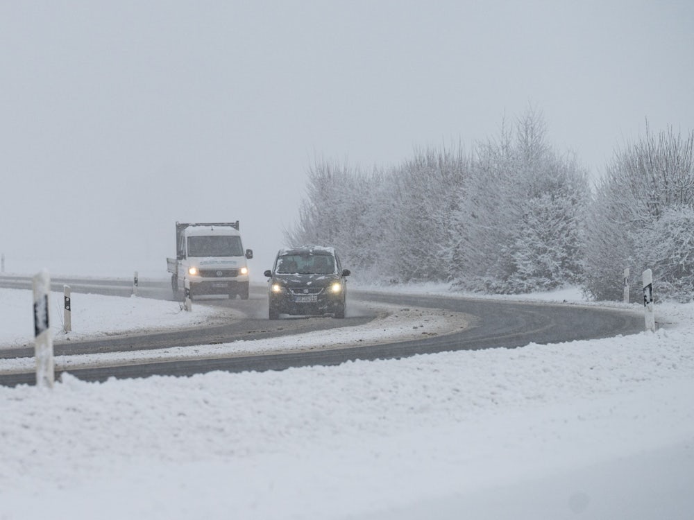 Wetter in Bayern: Noch einmal bis zu 20 Zentimeter Neuschnee – Nahverkehr eingeschränkt