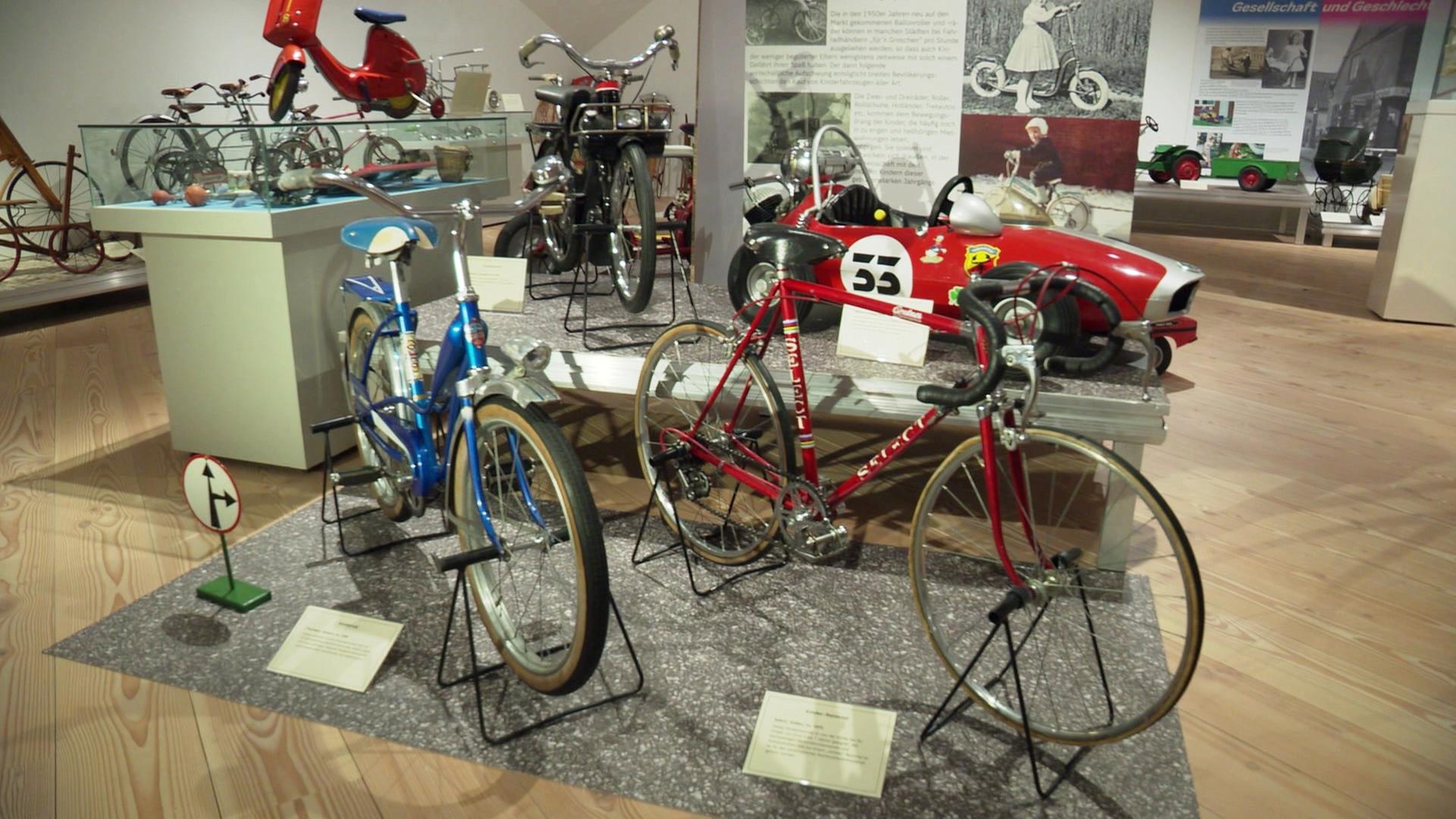 Mobile Kinderwelten - Neue Ausstellung in Meldorf