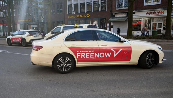 Taxi gebucht? Anbieter warnt vor dreister Betrugsmasche in Harburg