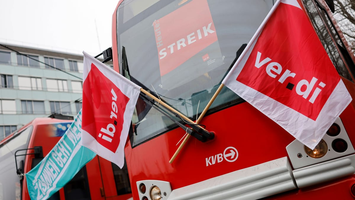 Verdi-Warnstreik bei KVB: Kölner Busse und Bahnen fahren am Freitag nicht