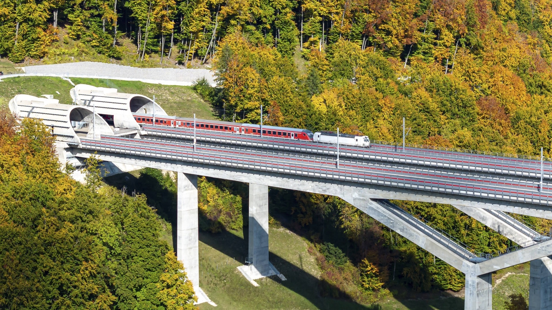 Deutschlands schnellster Regionalzug RE 200 soll auch 2027 zwischen Ulm und Wendlingen fahren