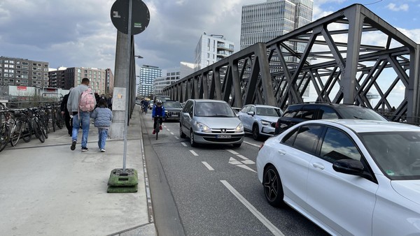 Nach tödlichem Radunfall vor dem Westfield – was sich dort ändern soll