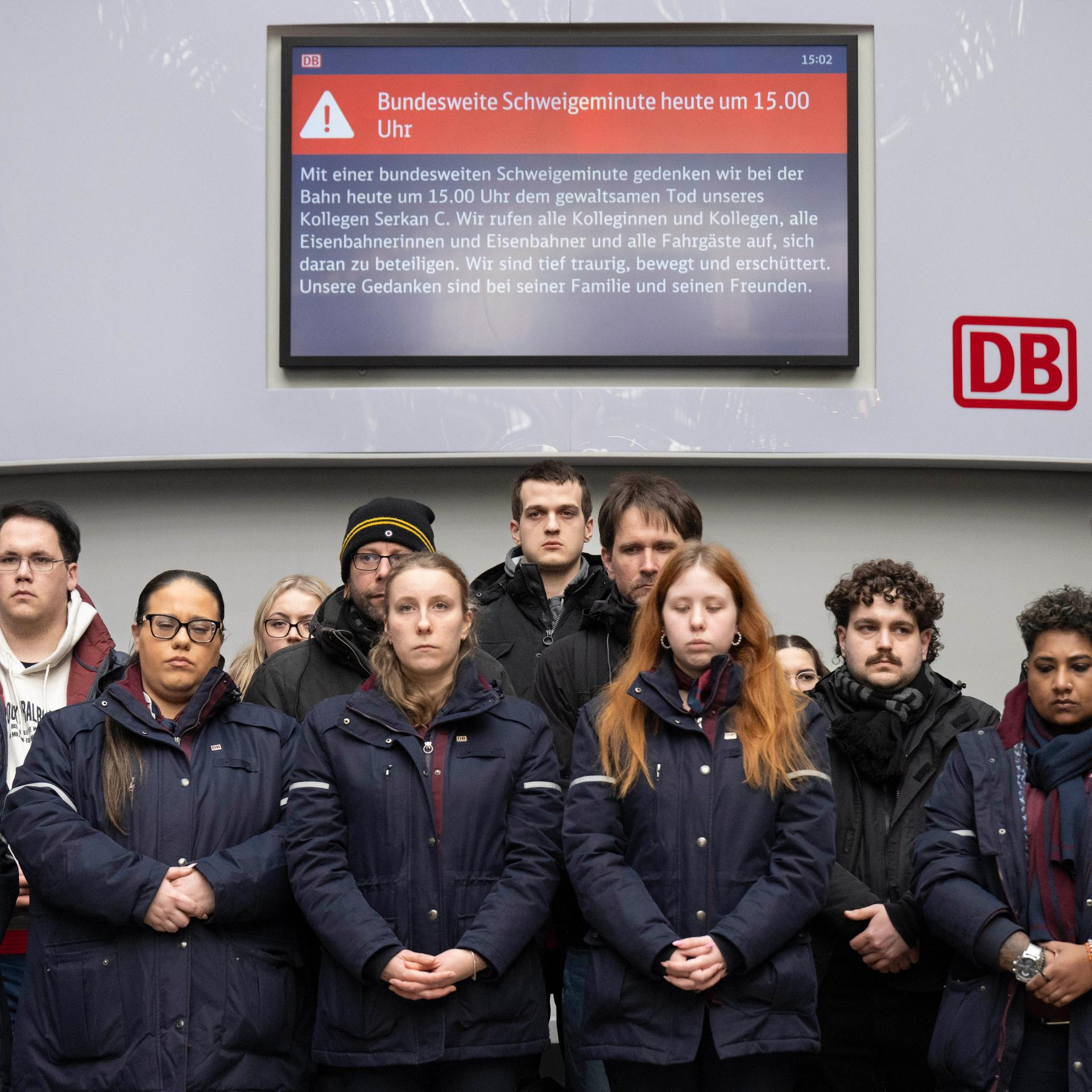 Deutsche Bahn - Umfrage unter Gewerkschaftsmitgliedern: EVG warnt vor Personalflucht wegen zunehmender Gewalt