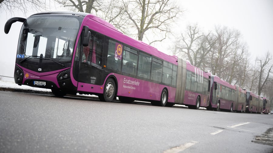 Bahn: Bus-Chaos zwischen Hamburg und Berlin durch Investor-Streit