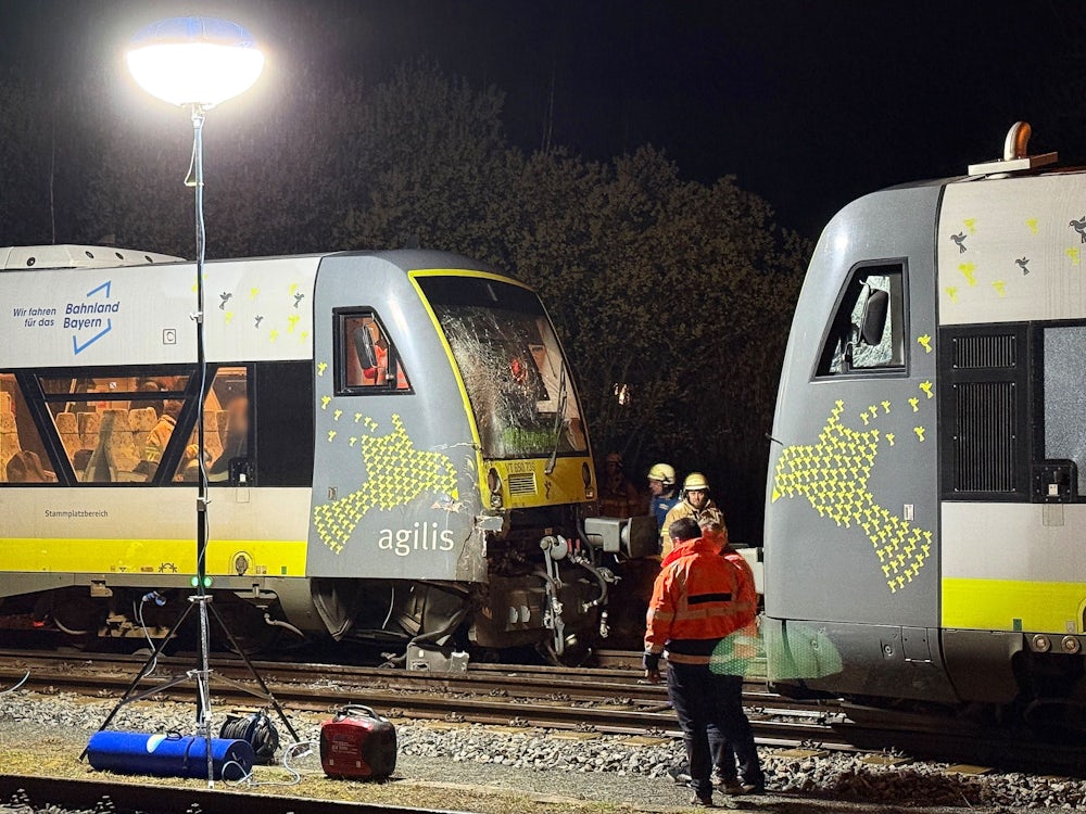 Deutsche Bahn: Kollision von zwei Zügen in Bayreuth - drei Menschen verletzt