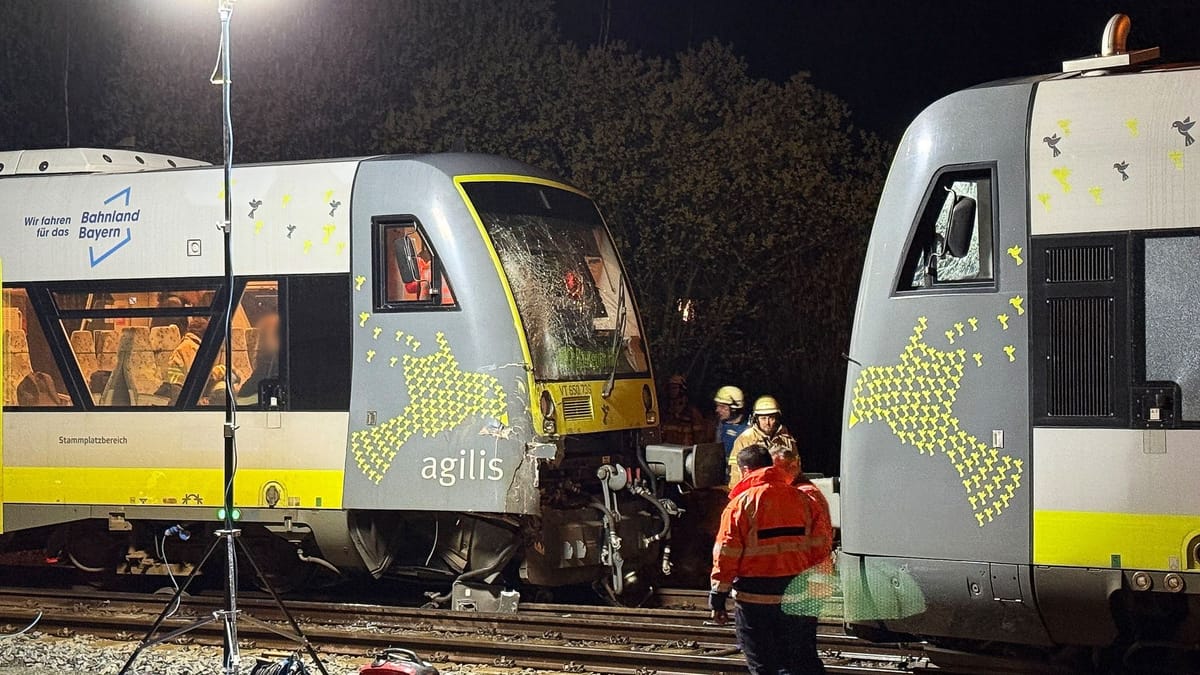 Bayreuth: Regionalzüge kollidieren in Bahnhof – drei Verletzte
