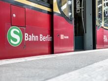 Defektes Stellwerk verursacht weiter Probleme: Störungen auf zehn Berliner S-Bahn-Linien am Freitagmorgen