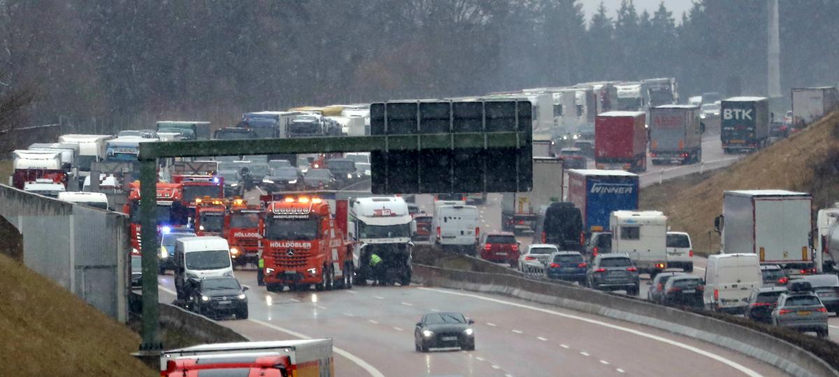 Kein Geld, kein Tempolimit? Anwohner kämpft für mehr Sicherheit auf der A8
