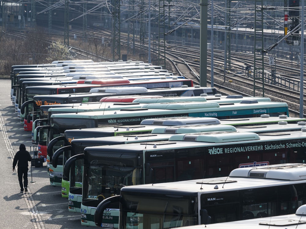 Stillstand im ÖPNV: Verdi kündigt neue Warnstreiks im Nahverkehr an