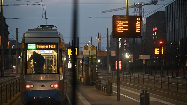 Deutschlandticket: Monatskarte in Großstädten oft teurer als Deutschlandticket