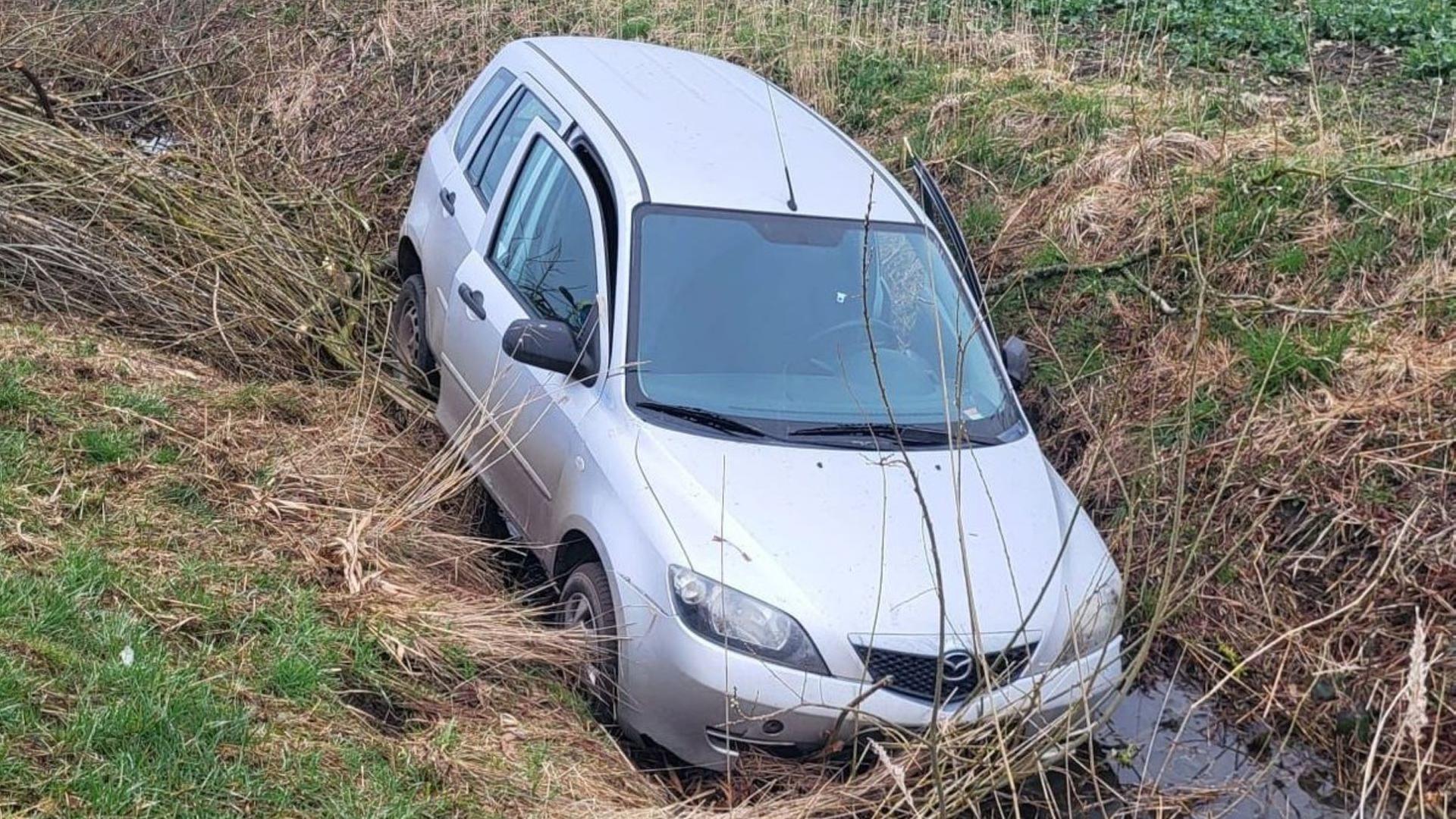 Tödlicher Unfall in Freiburg: 66-Jährige kommt mit Pkw von Straße ab