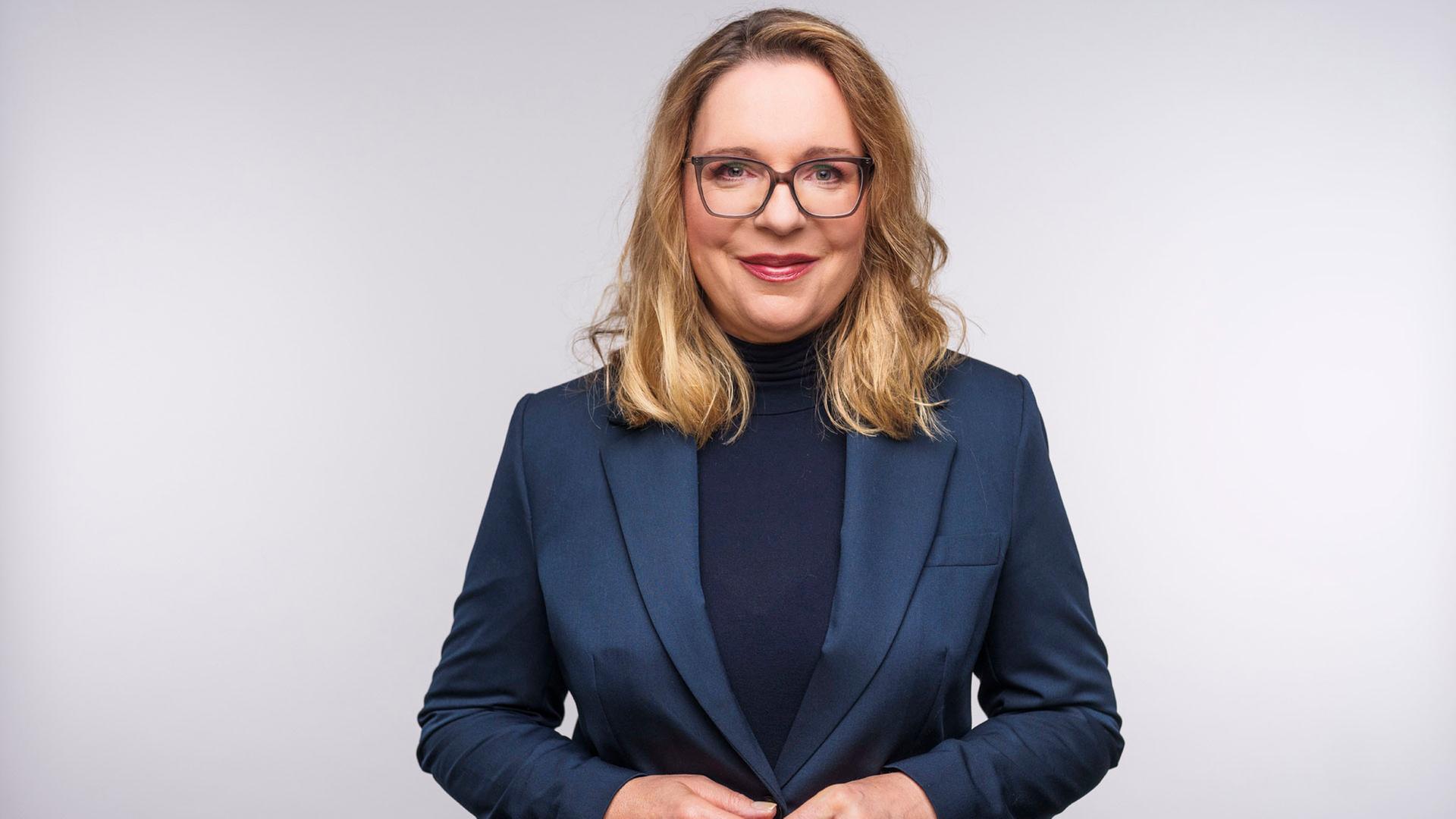 Expertin Kemfert plädiert für Überwachung der Spritpreise