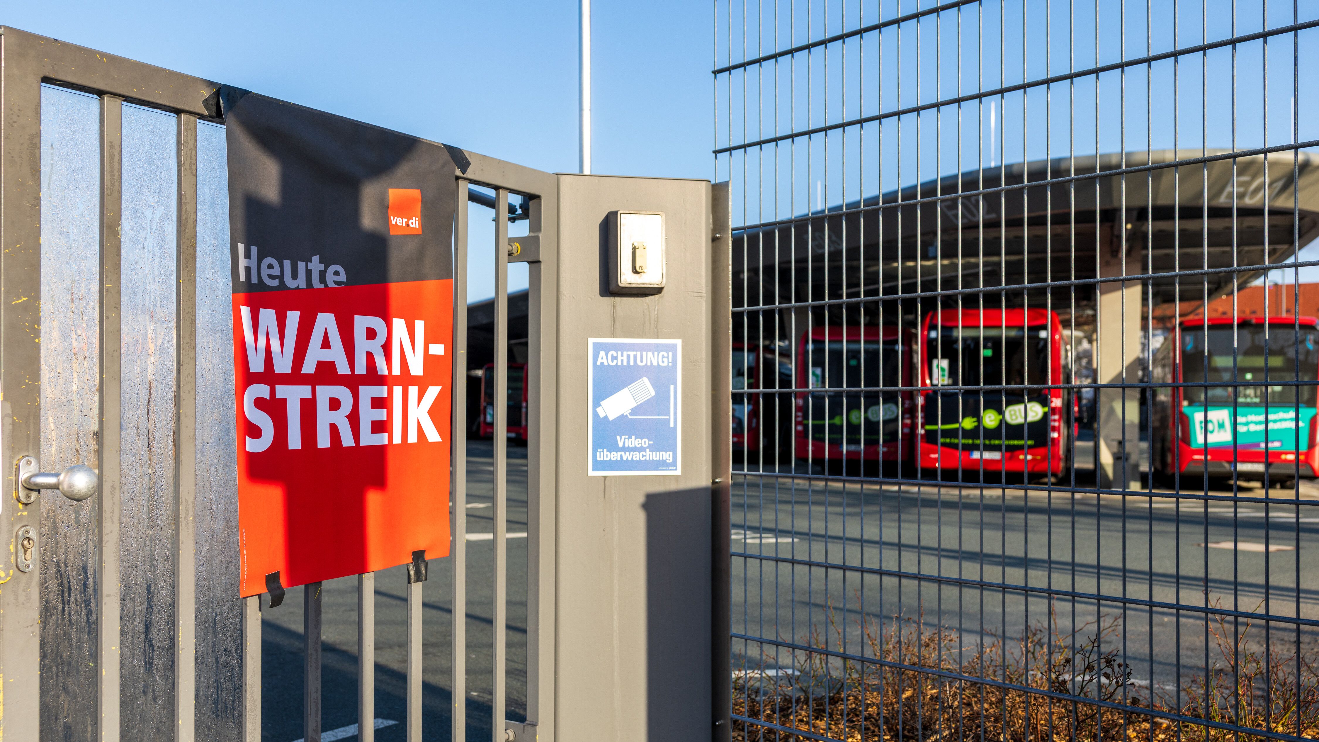Warnstreiks legen Bayerns Nahverkehr weiter lahm