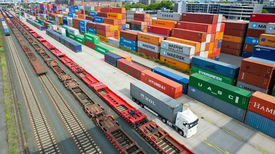 Transport: DB-Baustellen treiben Güterverkehr zurück auf die Autobahn