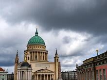 Danke für nichts: Kein Frühling in Potsdam und keine U-Bahn