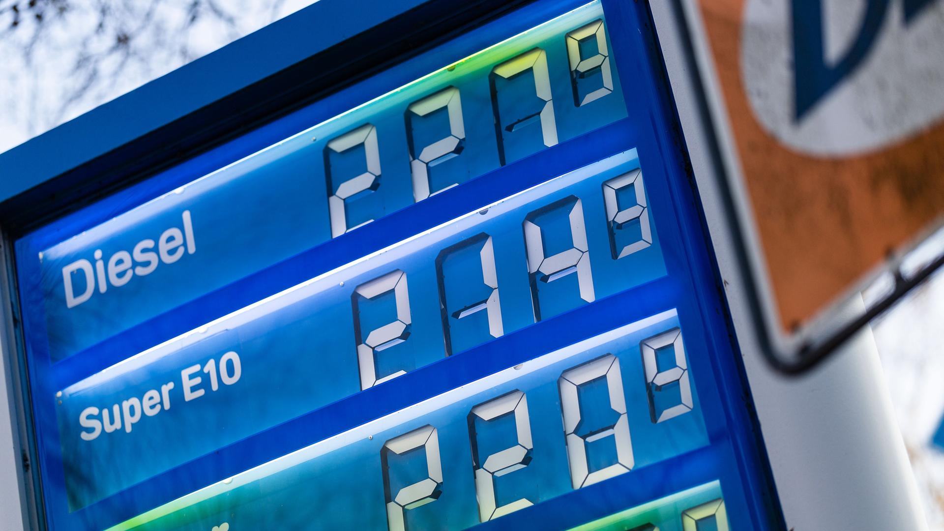 Neue Spritpreis-Regeln seit heute - und ihre Folgen