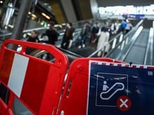 Deutsche Bahn: Rolltreppen-Chaos am Berliner Hauptbahnhof behoben